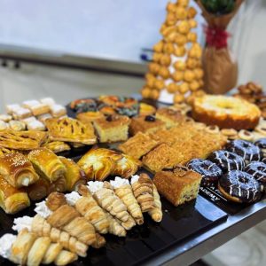آموزشگاه شیرینی پزی پریسا پارسی؛ از علاقه تا درآمد 29 شیرینی پزی پریسا پارسی 3